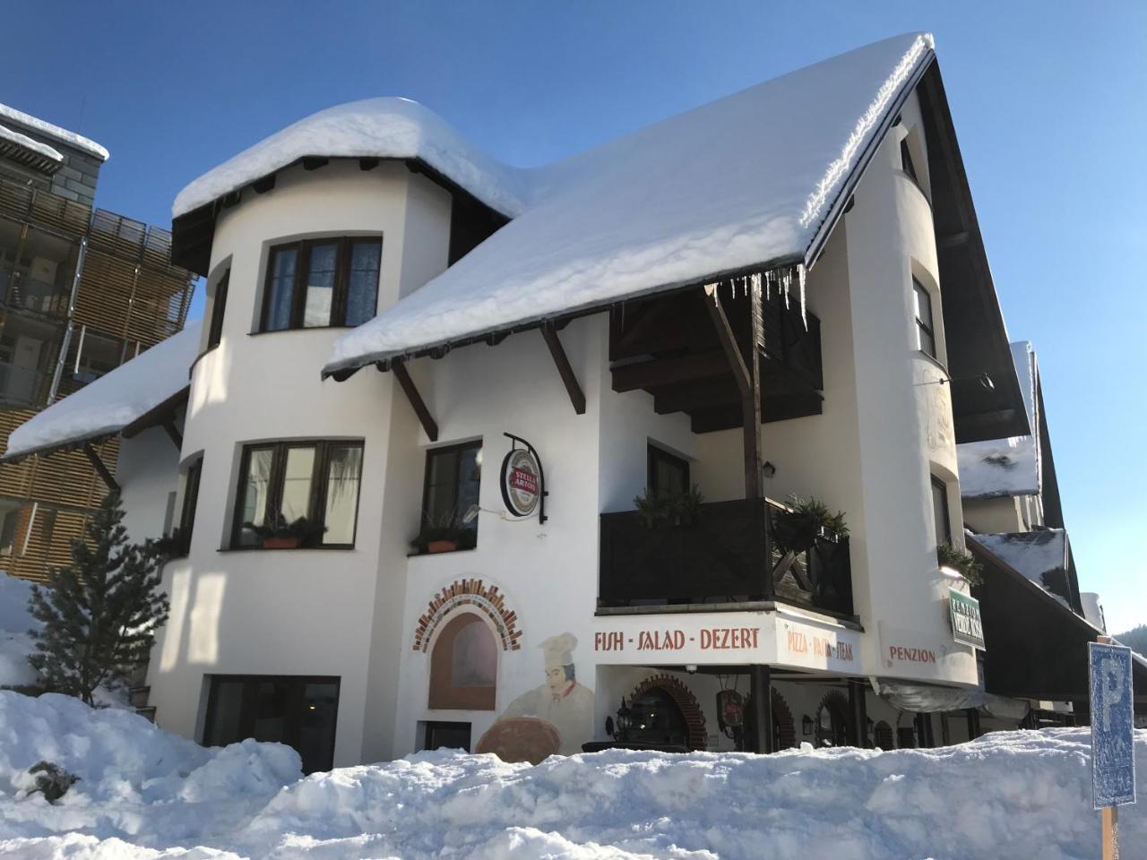 哈拉霍夫 威尔蒂罗莎旅馆酒店 外观 照片